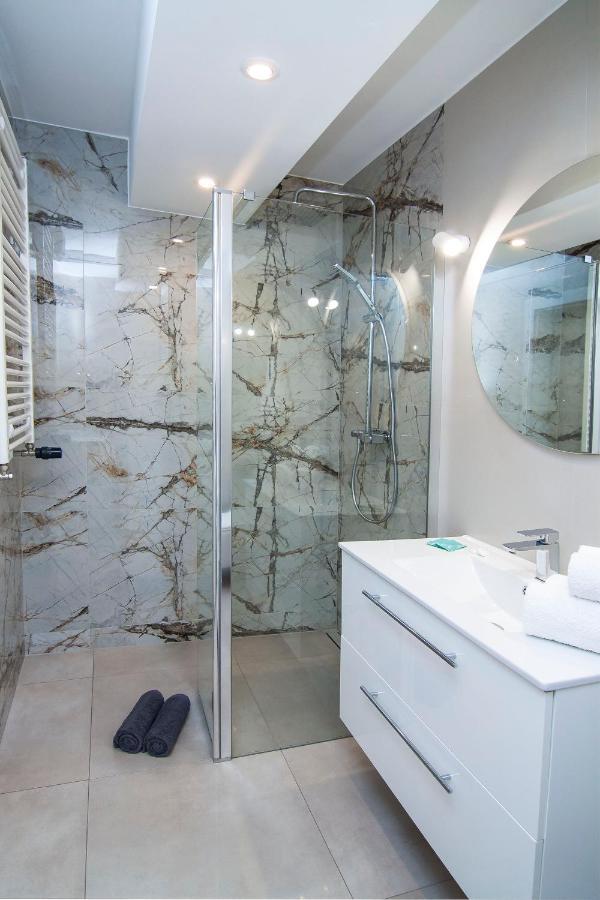 Rs Suites Prestige Raclawickie 10 Home & Spa Lublin Bagian luar foto